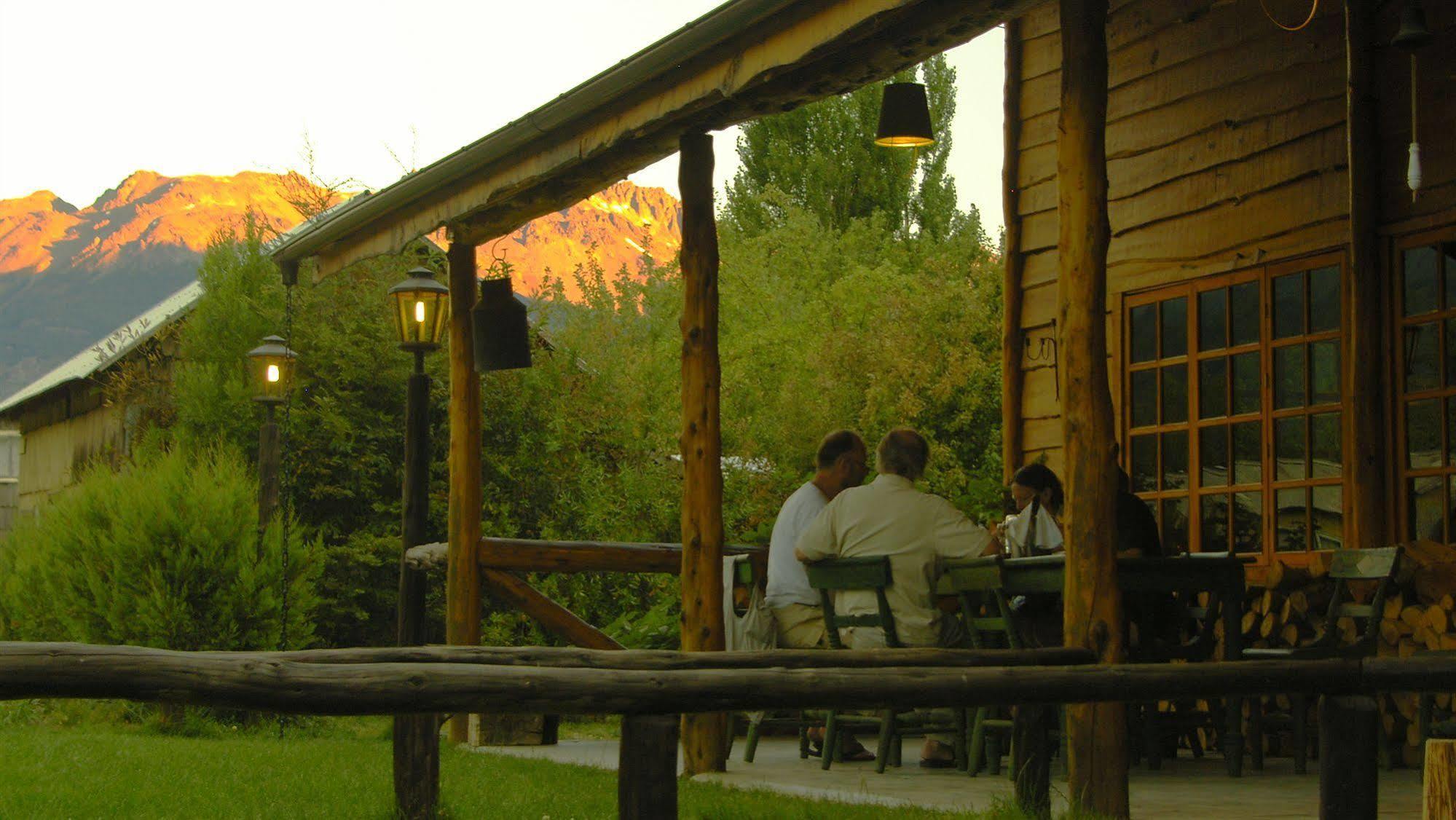 Hotel El Barranco Futaleufú Zewnętrze zdjęcie